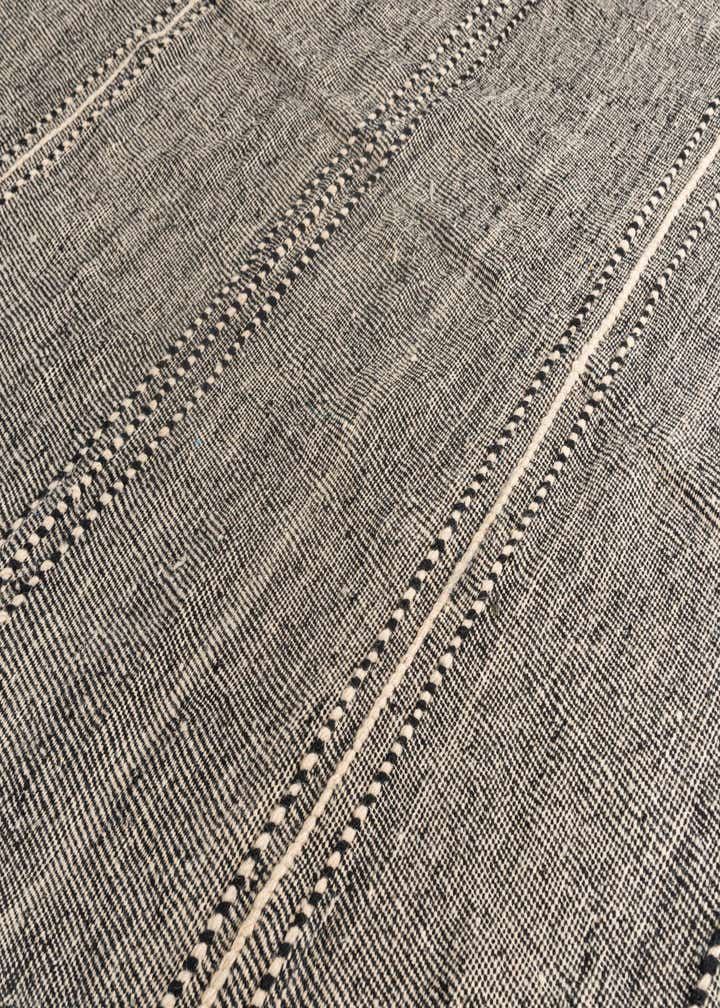 6' 9 x 10' 4 Hand Knotted Moroccan Wool Rug