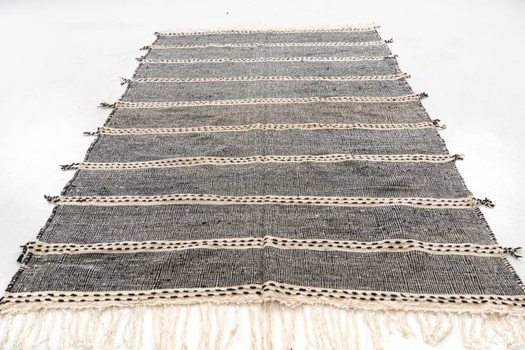 Detail image of 6' 4 x 9' 8 Hand Knotted Moroccan Wool Rug