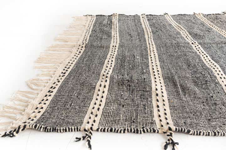 6' 4 x 9' 8 Hand Knotted Moroccan Wool Rug