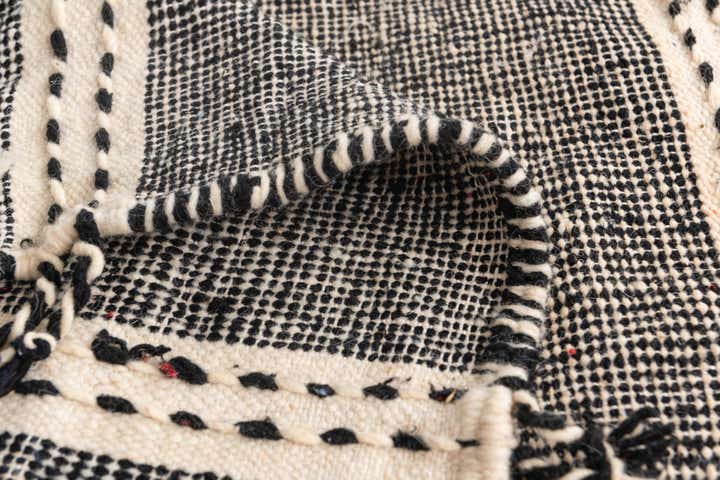 6' 4 x 9' 8 Hand Knotted Moroccan Wool Rug