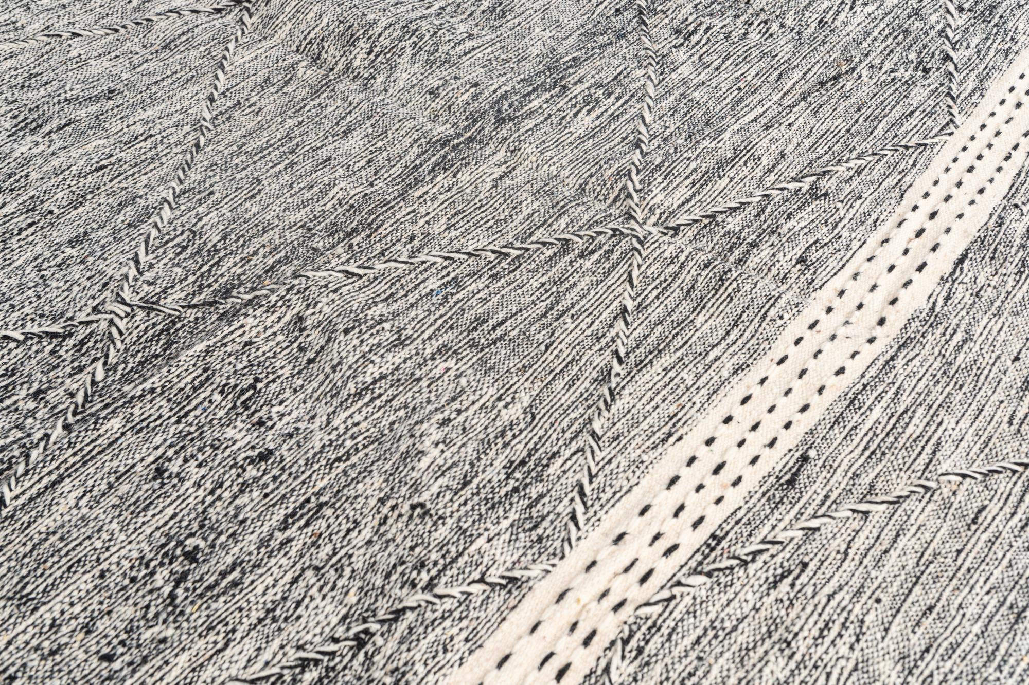 5' 10 x 9' 4 Hand Knotted Moroccan Wool Rug