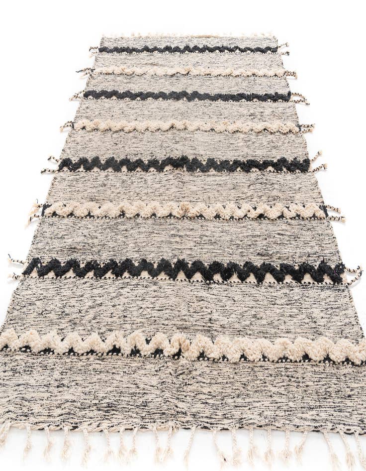 Detail image of 6' 6 x 9' 7  Hand Knotted Moroccan Wool Rug