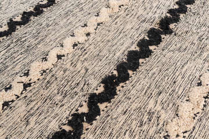 6' 6 x 9' 7 Hand Knotted Moroccan Wool Rug