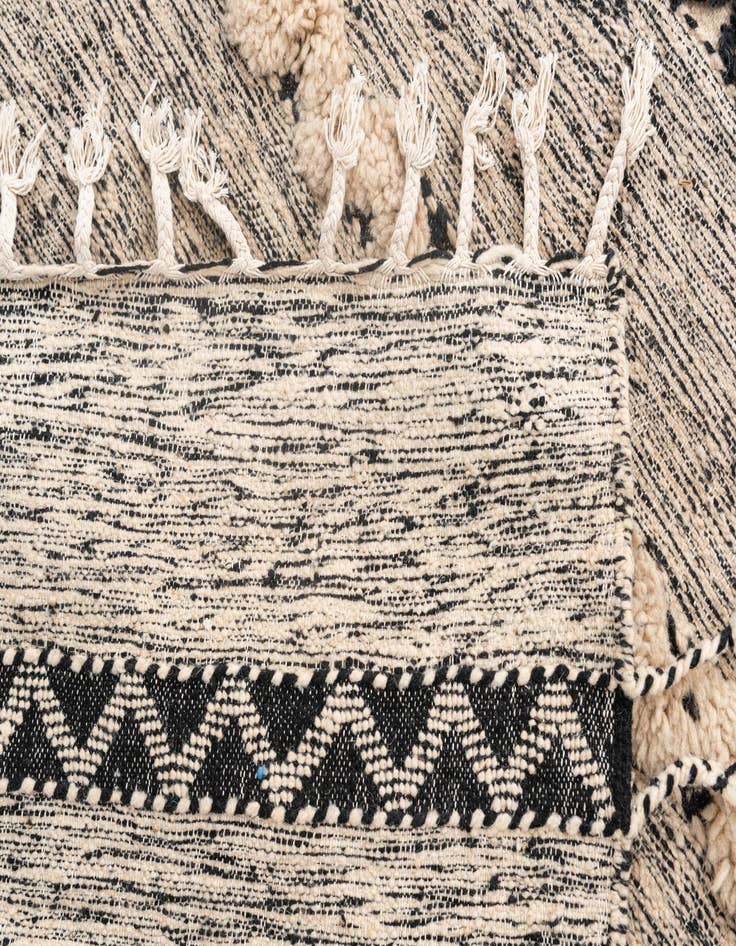 Detail image of 6' 6 x 9' 7  Hand Knotted Moroccan Wool Rug