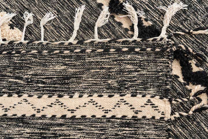 6' 9 x 9' 7 Hand Knotted Moroccan Wool Rug