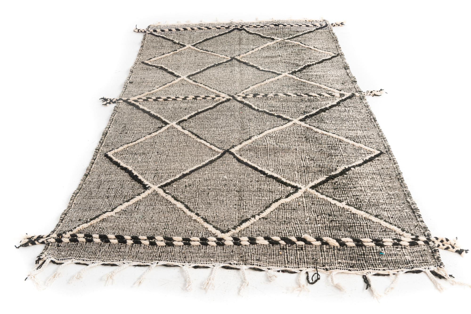 5' 2 x 9' 2 Hand Knotted Moroccan Wool Rug
