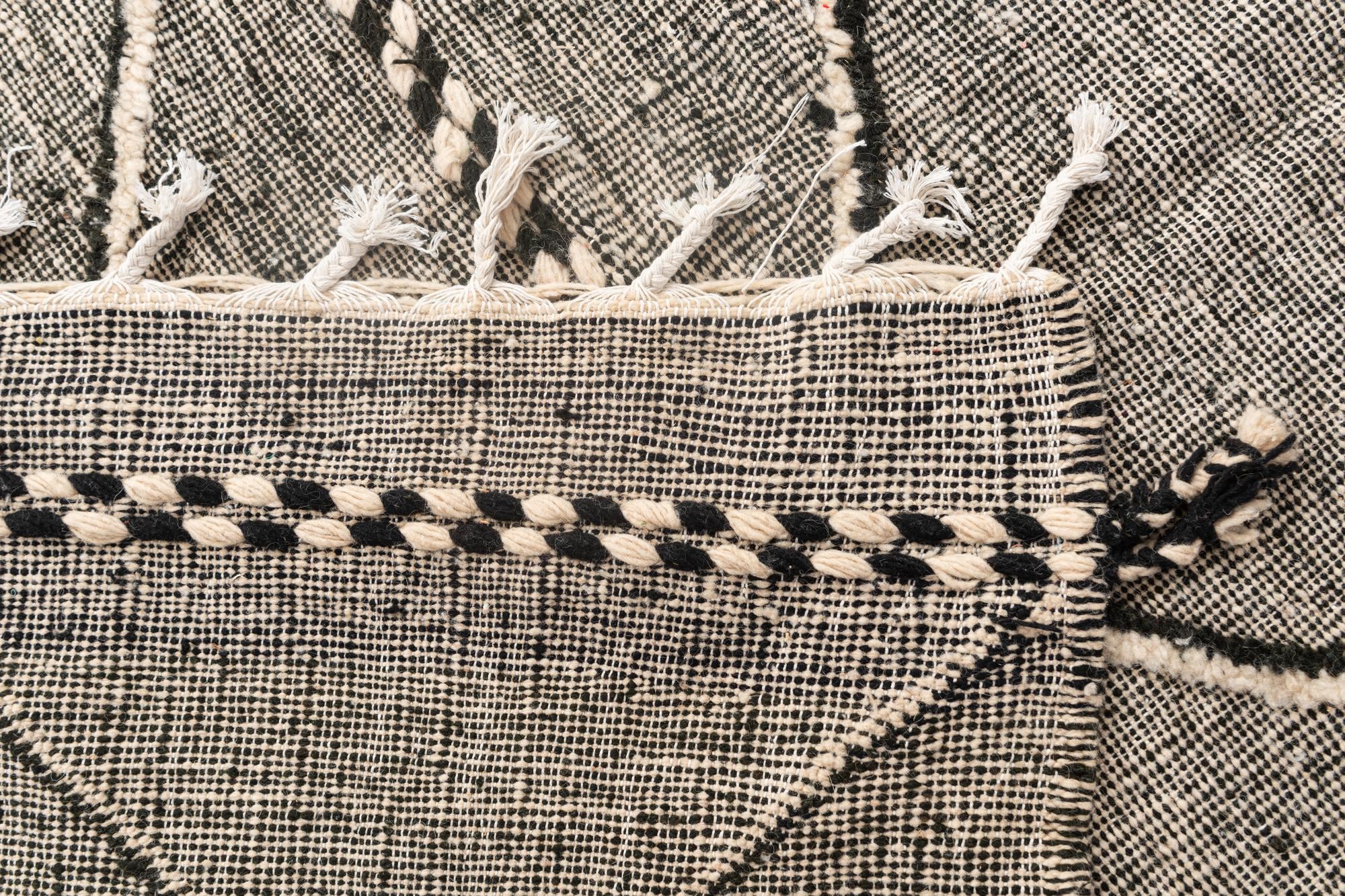 5' 2 x 9' 2 Hand Knotted Moroccan Wool Rug