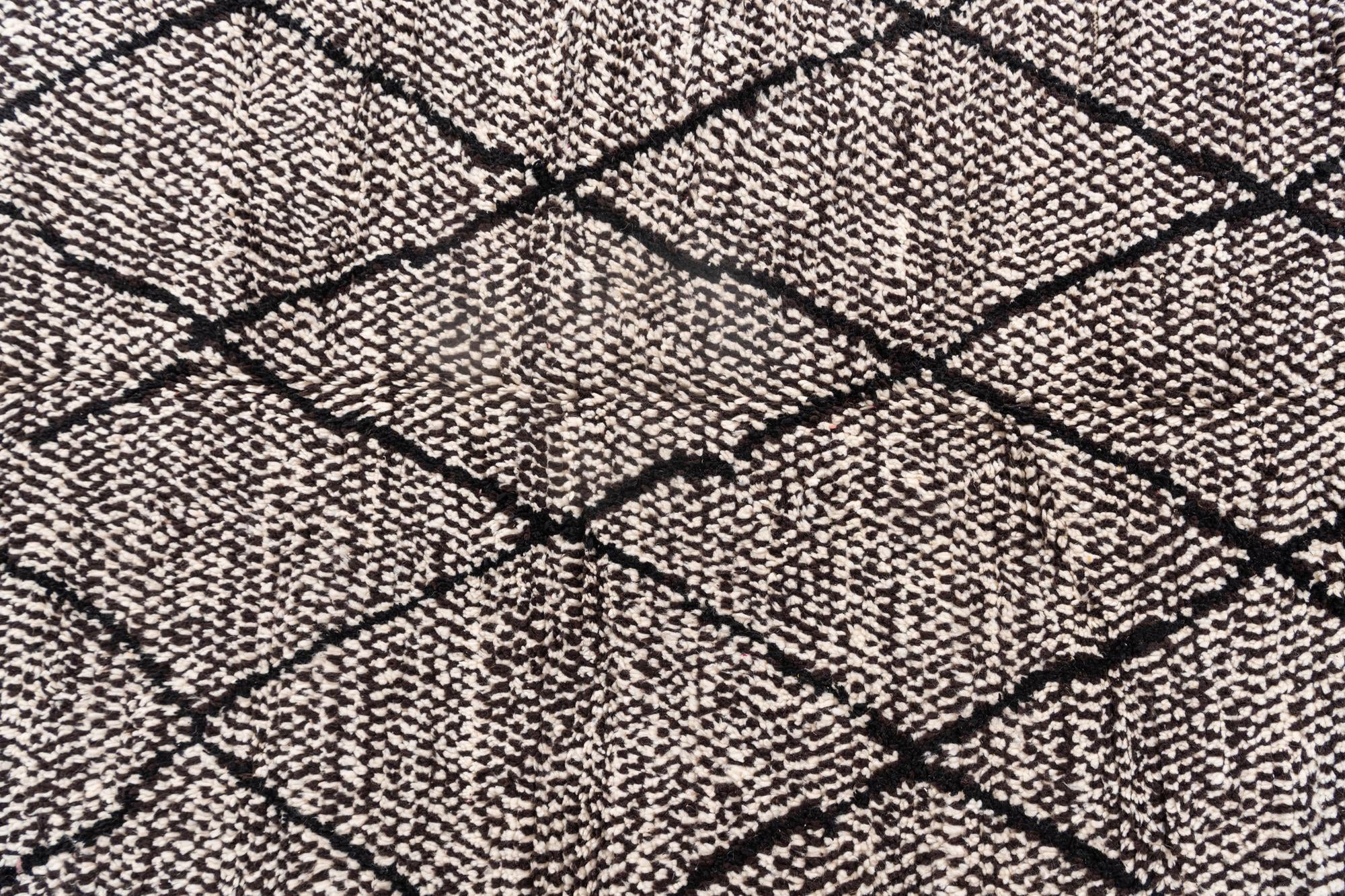 6' 6 x 9' 6 Hand Knotted Moroccan Wool Rug