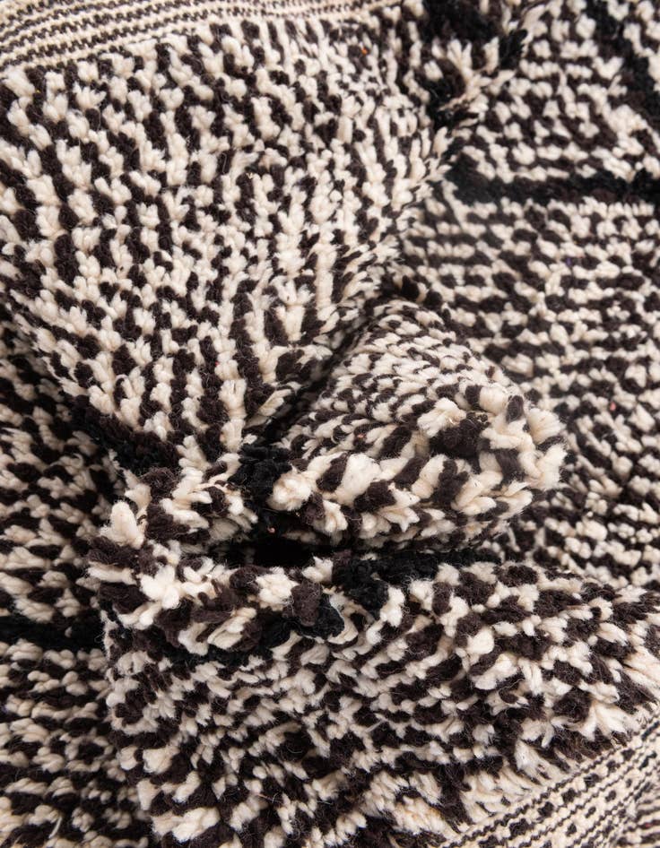 Detail image of 6' 6 x 9' 6  Hand Knotted Moroccan Wool Rug