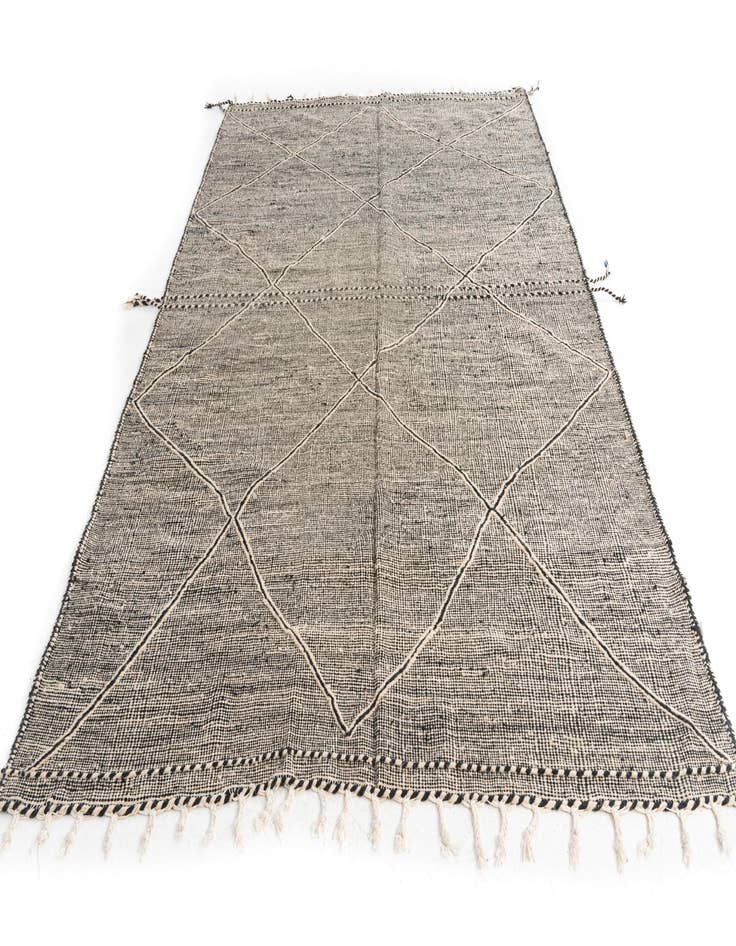 Detail image of 6' 10 x 9' 9  Hand Knotted Moroccan Wool Rug