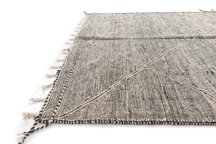 Detail image of 6' 10 x 9' 9 Hand Knotted Moroccan Wool Rug