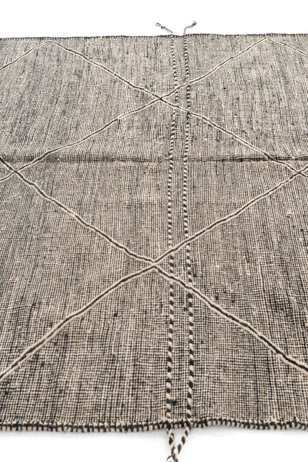 Detail image of 6' 10 x 9' 9 Hand Knotted Moroccan Wool Rug