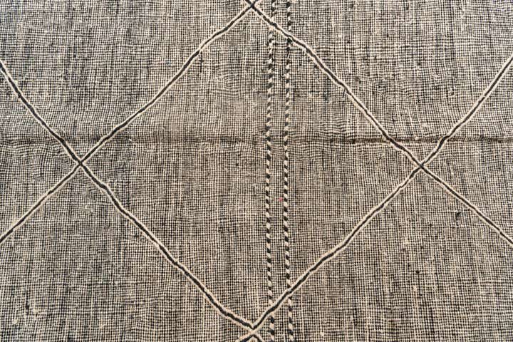 6' 10 x 9' 9 Hand Knotted Moroccan Wool Rug