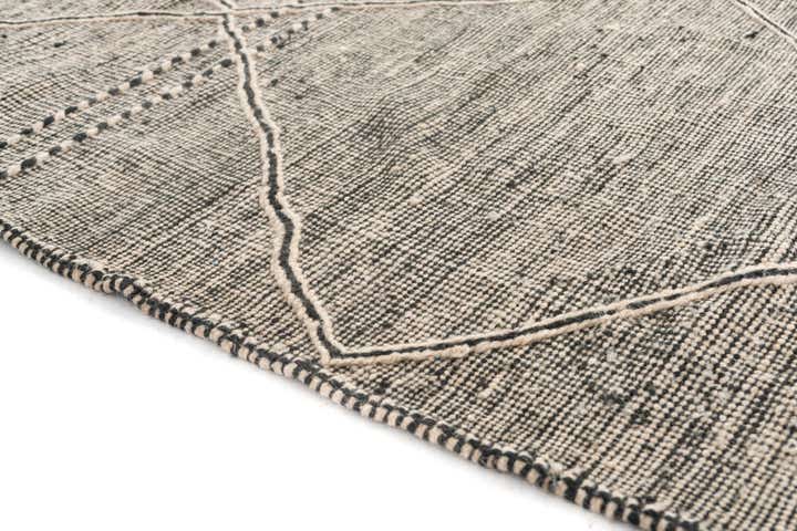 6' 10 x 9' 9 Hand Knotted Moroccan Wool Rug