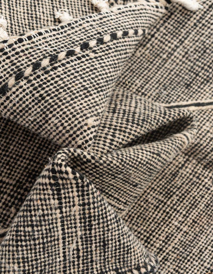 Detail image of 6' 10 x 9' 9  Hand Knotted Moroccan Wool Rug