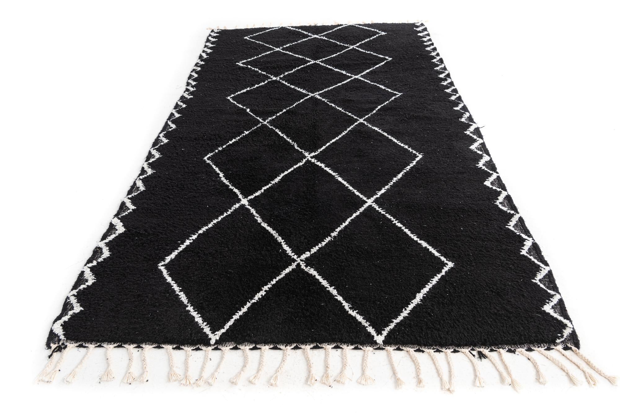5' 4 x 8' 10 Hand Knotted Moroccan Wool Rug