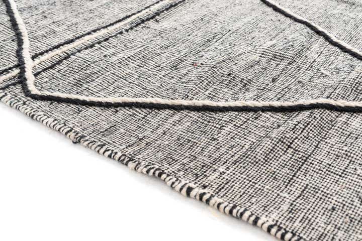 6' 6 x 9' 9 Hand Knotted Moroccan Wool Rug