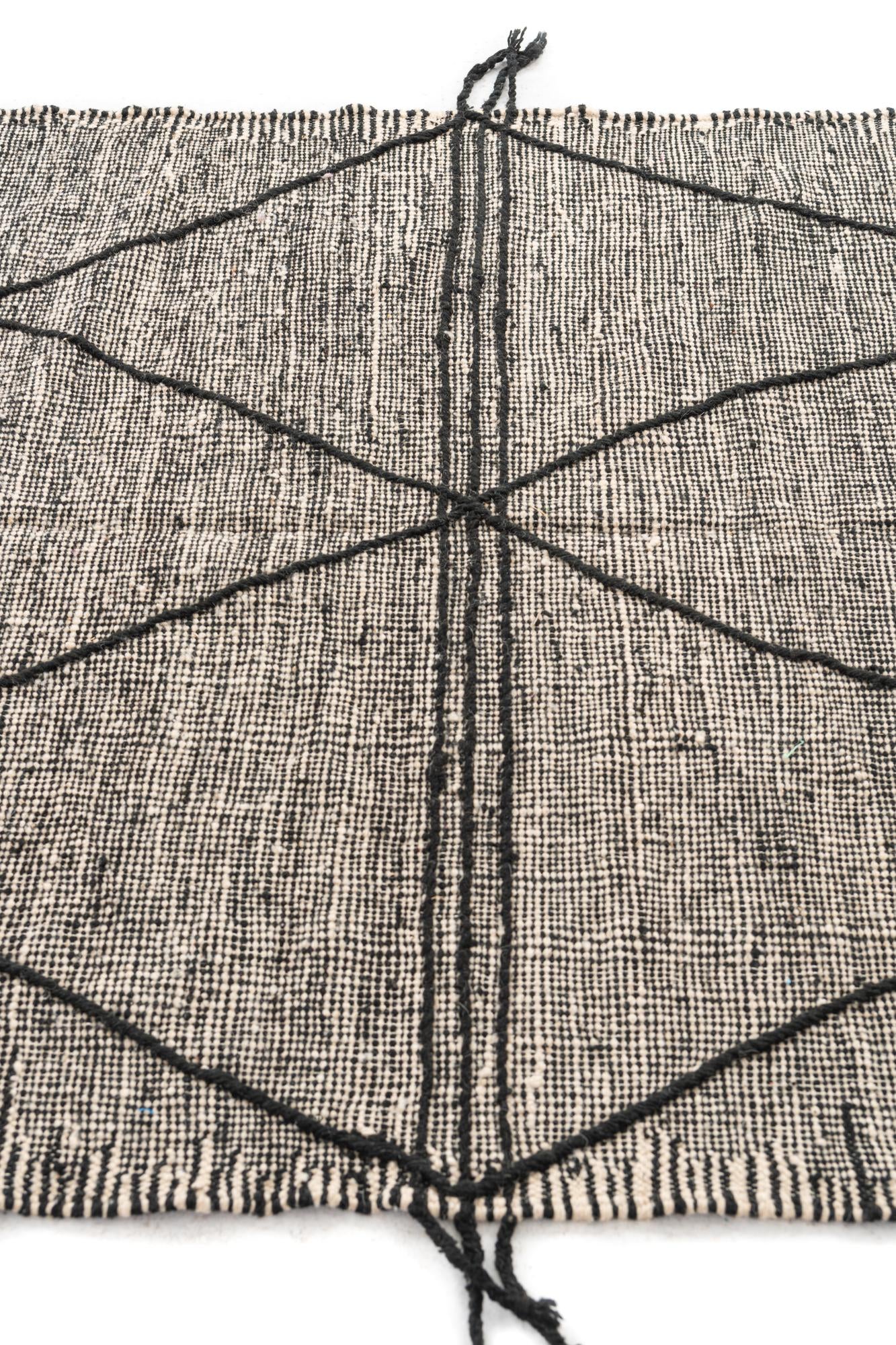 4' 9 x 8' 6 Hand Knotted Moroccan Wool Rug