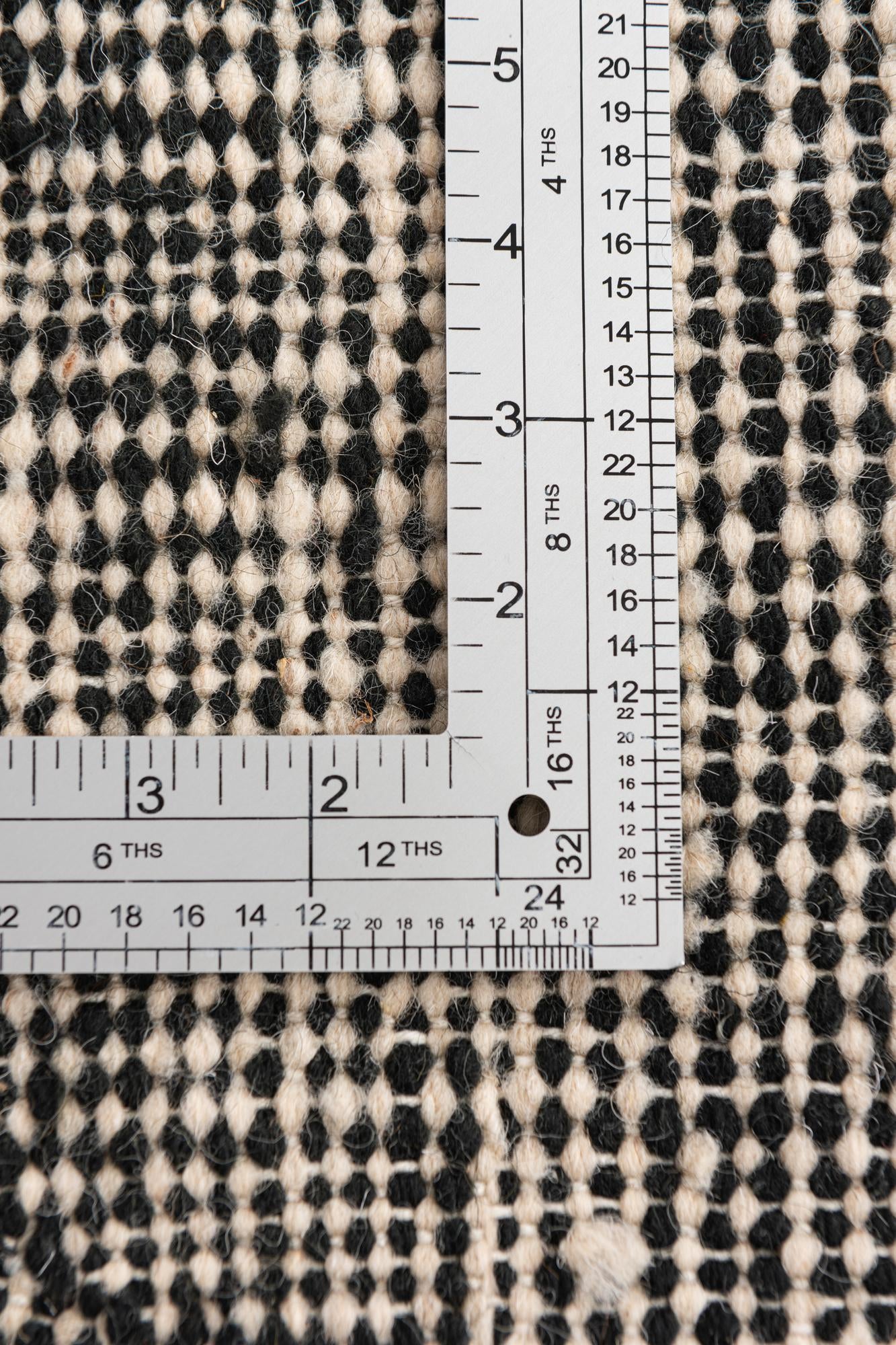4' 9 x 8' 6 Hand Knotted Moroccan Wool Rug