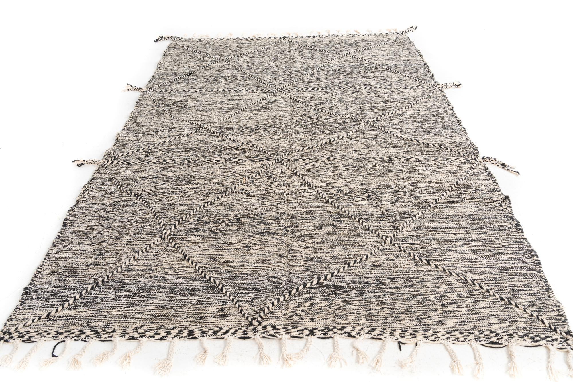 6' 5 x 9' Hand Knotted Moroccan Wool Rug