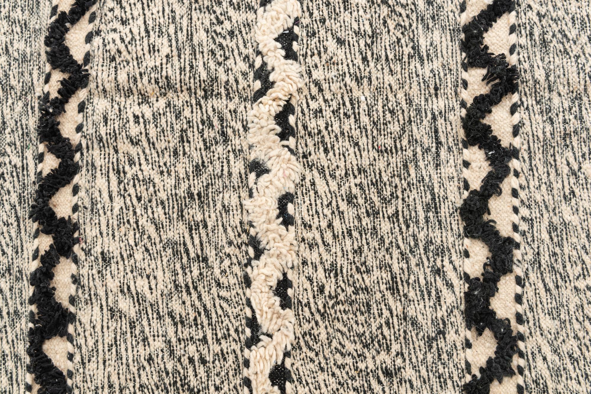 6' 5 x 10' Hand Knotted Moroccan Wool Rug