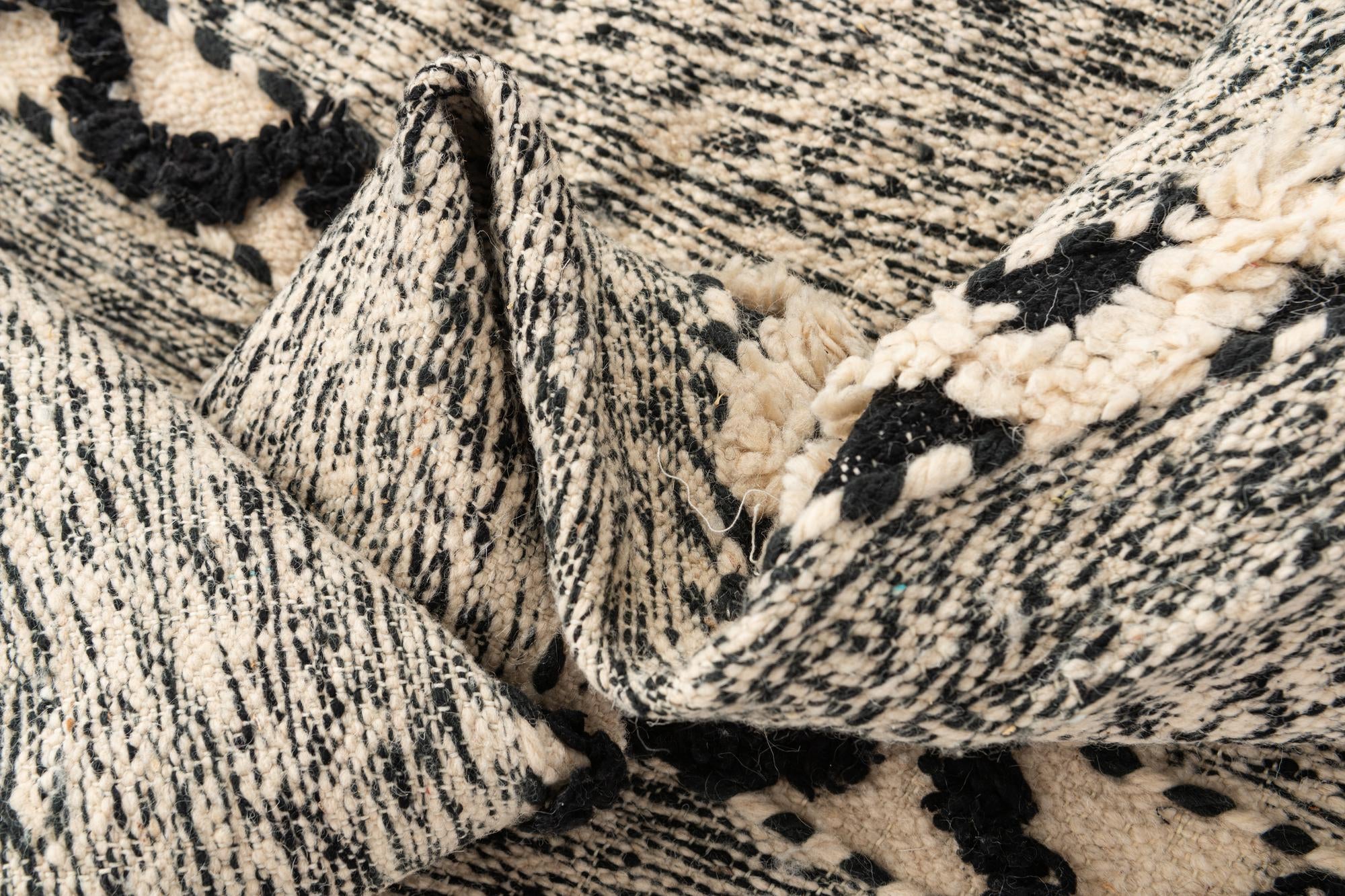 6' 5 x 10' Hand Knotted Moroccan Wool Rug