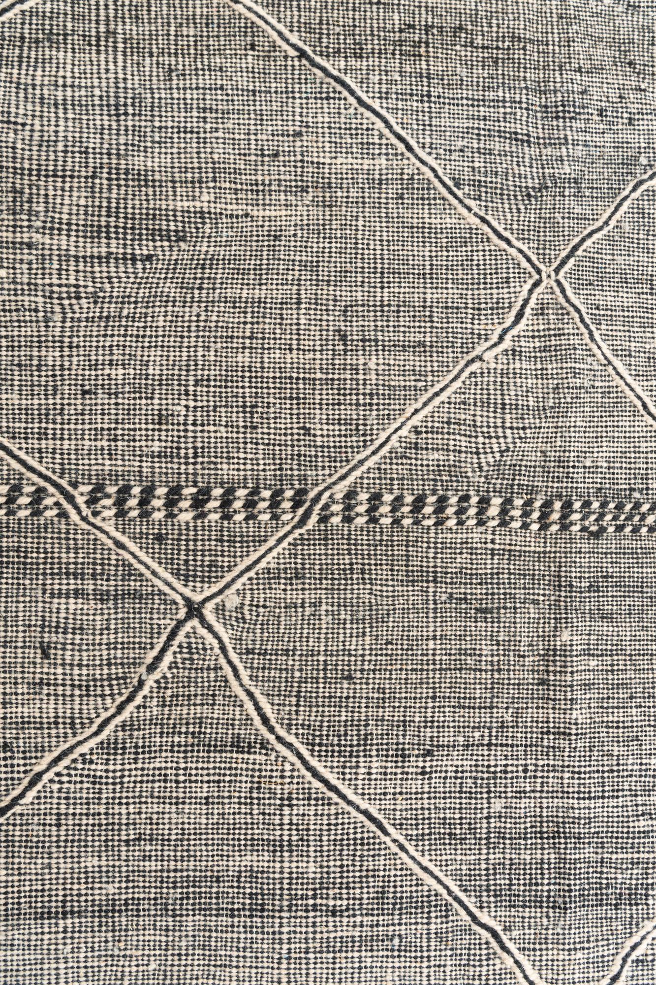 6' 9 x 10' 4 Hand Knotted Moroccan Wool Rug