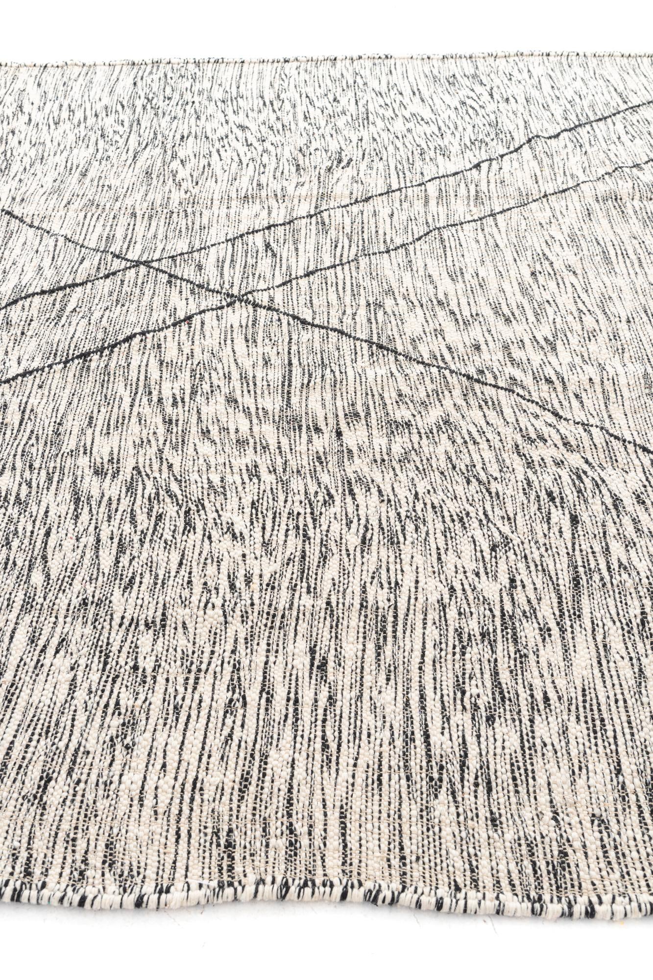 275cm x 385cm Hand Knotted Moroccan Wool Rug