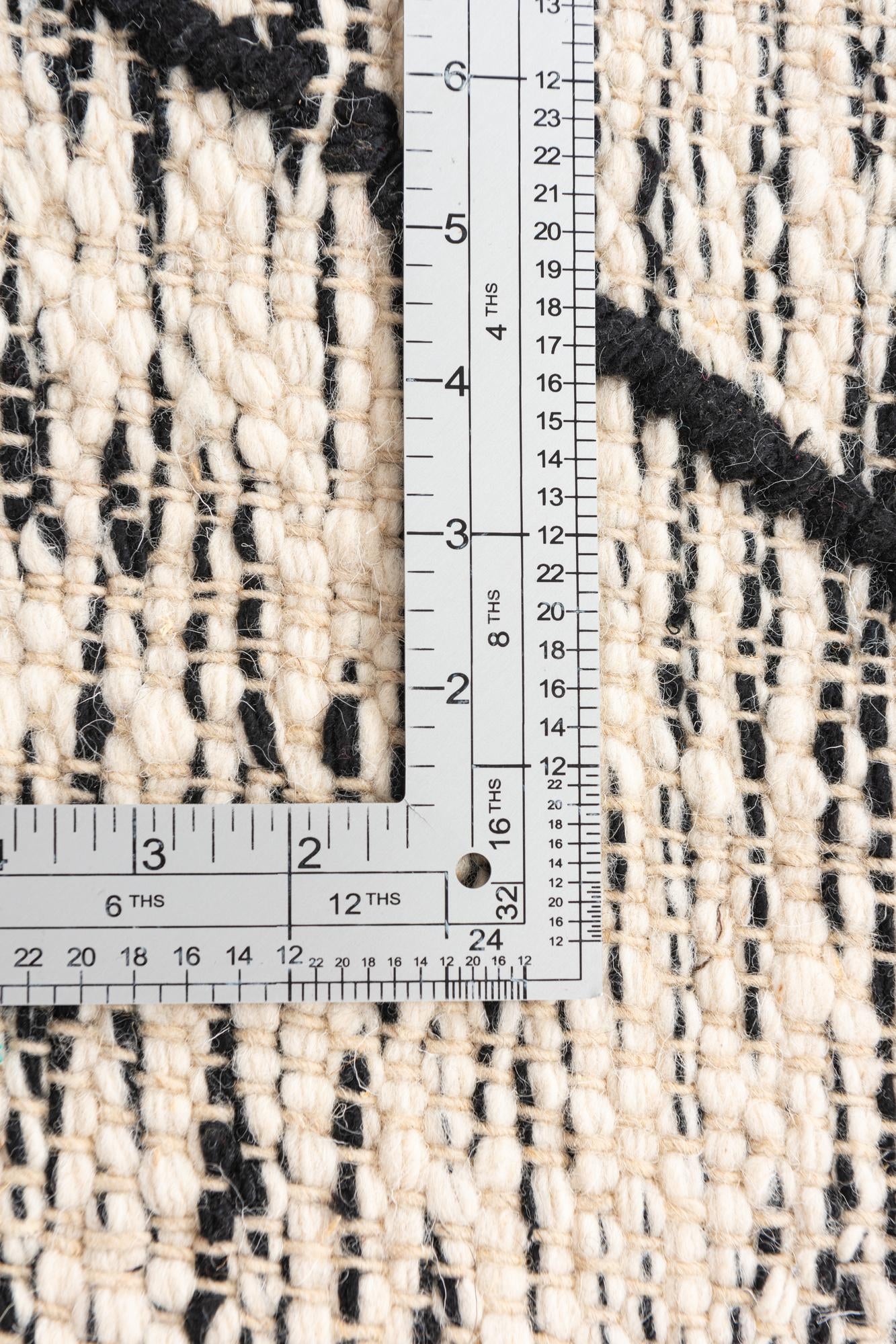 275cm x 385cm Hand Knotted Moroccan Wool Rug