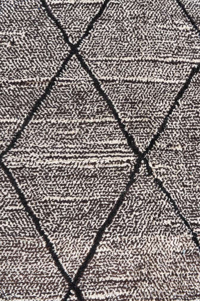 6' 6 x 10' Hand Knotted Moroccan Wool Rug