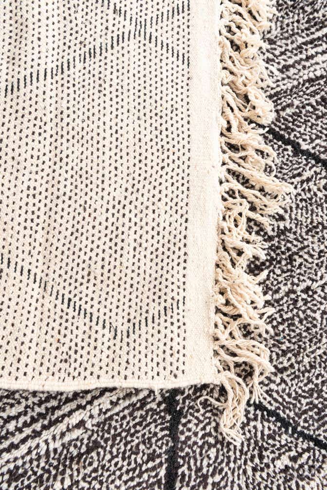 6' 6 x 10' Hand Knotted Moroccan Wool Rug