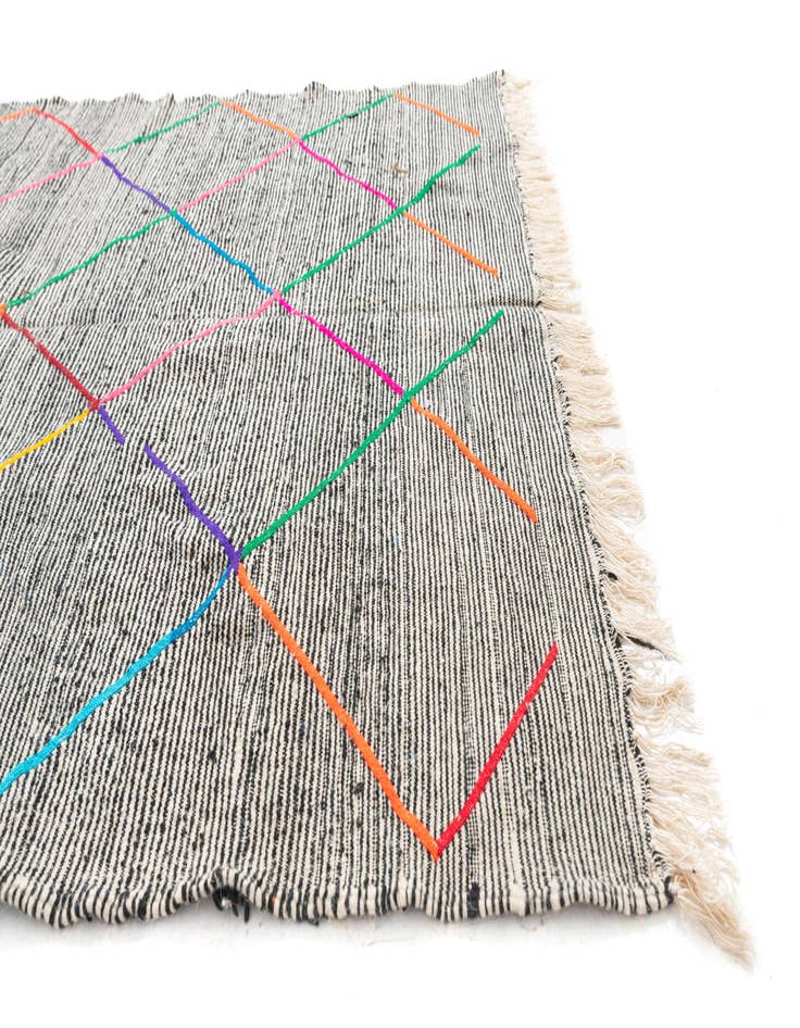 Detail image of 4' 9 x 7' 7  Hand Knotted Moroccan Wool Rug