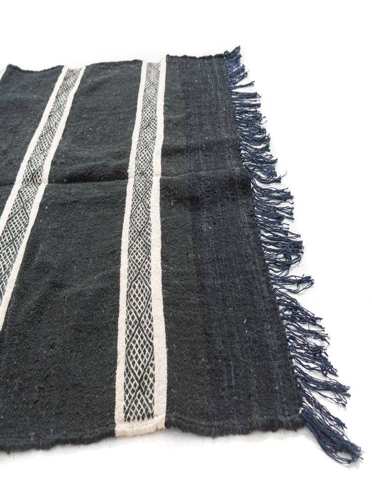 Detail image of 4' 7 x 8' 2  Hand Knotted Moroccan Wool Rug