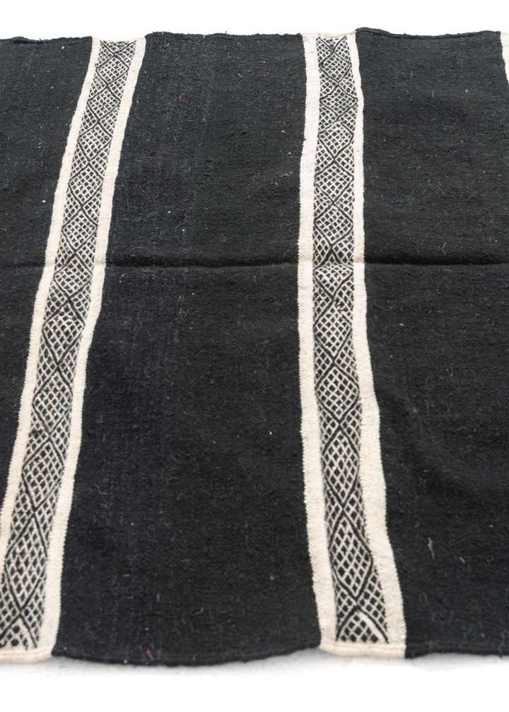 4' 7 x 8' 2 Hand Knotted Moroccan Wool Rug