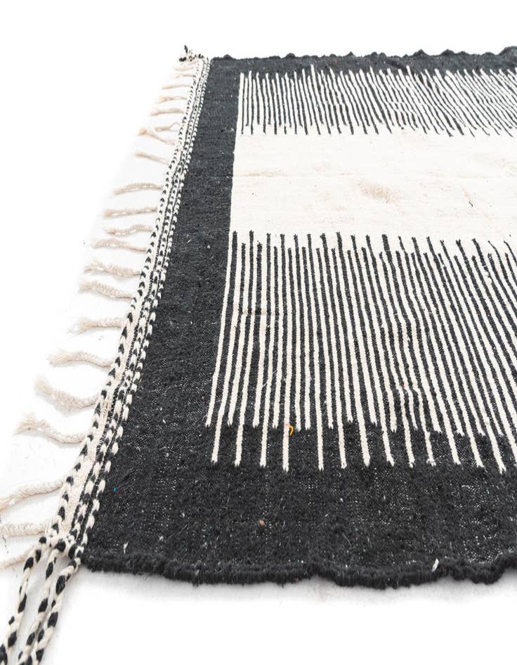 Detail image of 7' 4 x 11' 3  Hand Knotted Moroccan Wool Rug