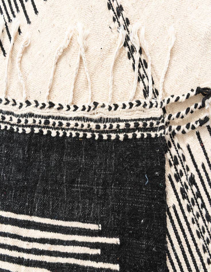 Detail image of 7' 4 x 11' 3  Hand Knotted Moroccan Wool Rug