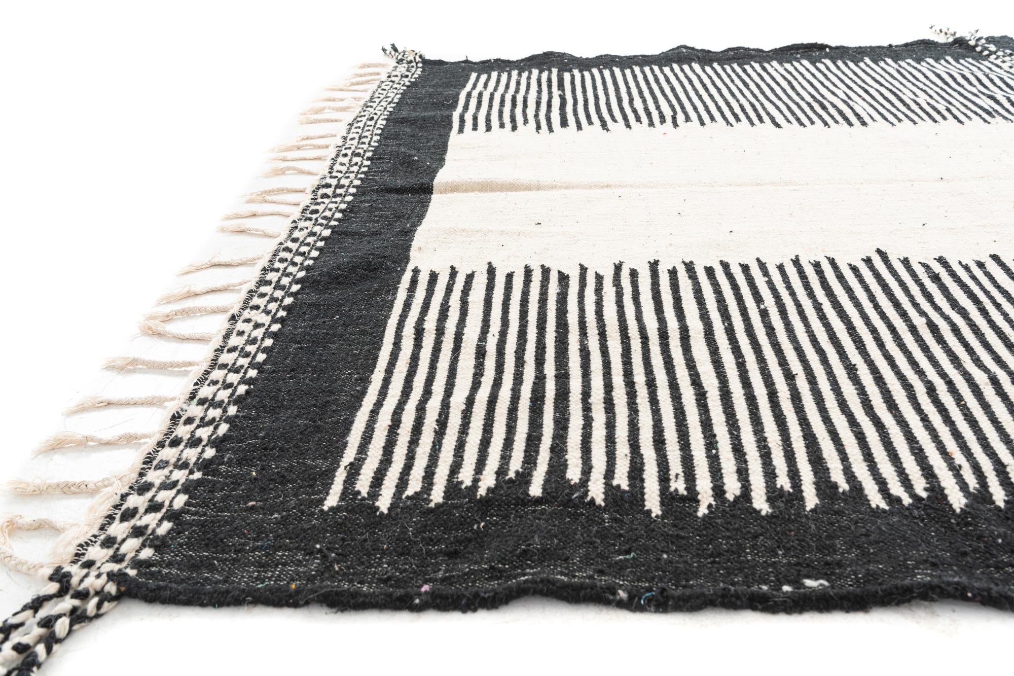 7' x 10' 5 Hand Knotted Moroccan Wool Rug