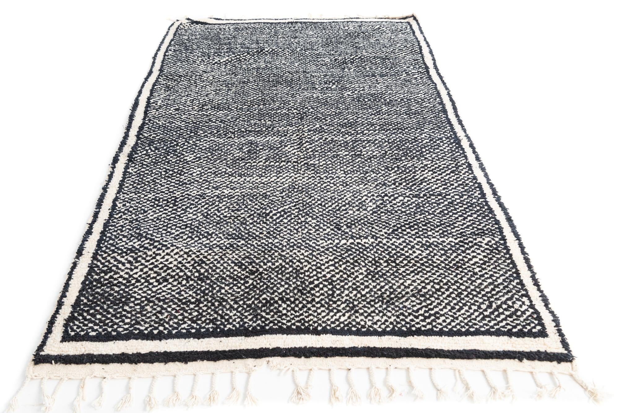 5' x 8' 9 Hand Knotted Moroccan Wool Rug