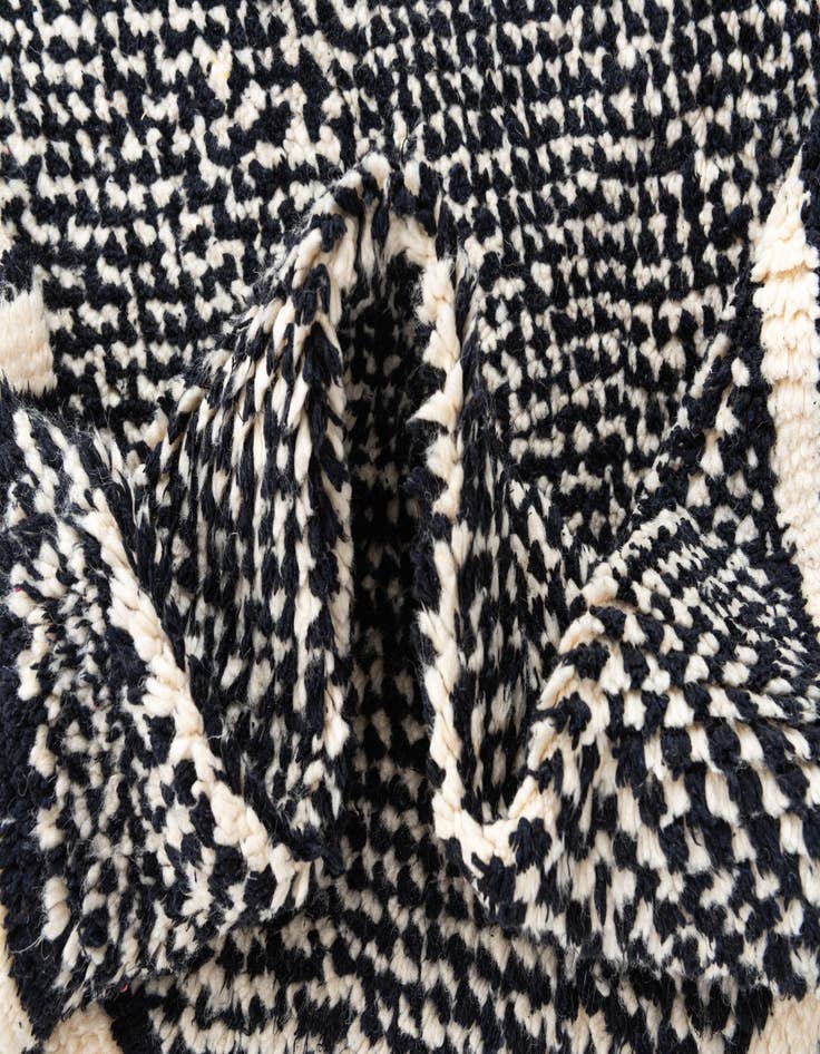 Detail image of 5' x 8' 9  Hand Knotted Moroccan Wool Rug