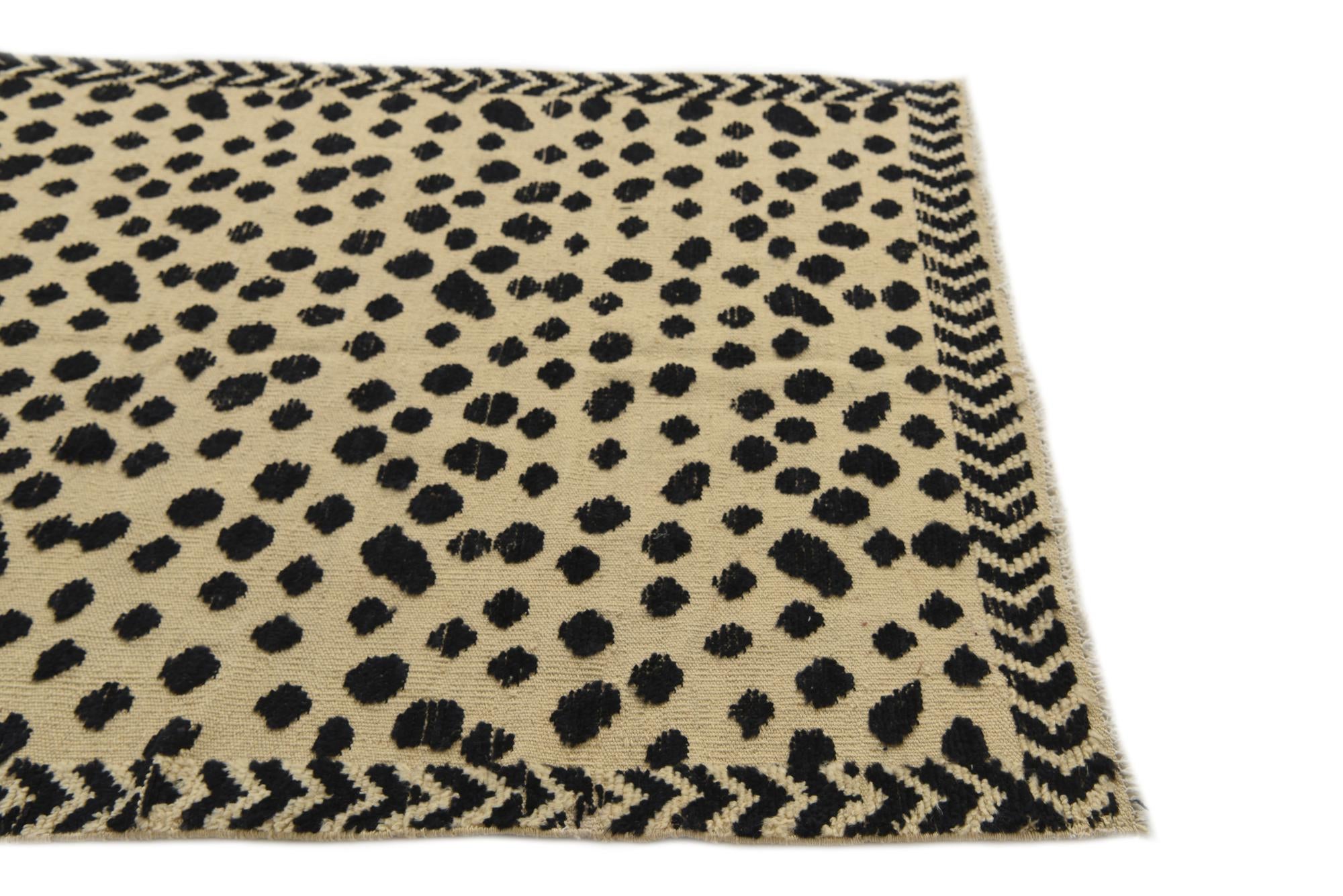 4' 3 x 6' Hand Knotted Moroccan Wool Rug