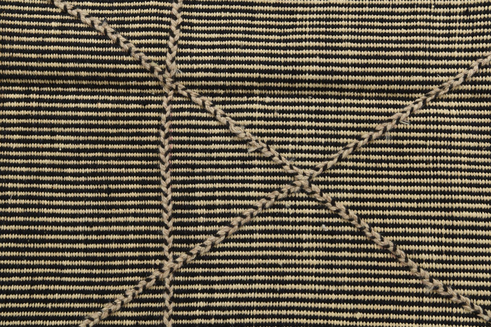 5' 6 x 7' 6 Hand Knotted Moroccan Wool Rug