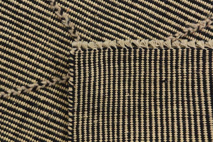 5' 6 x 7' 6 Hand Knotted Moroccan Wool Rug