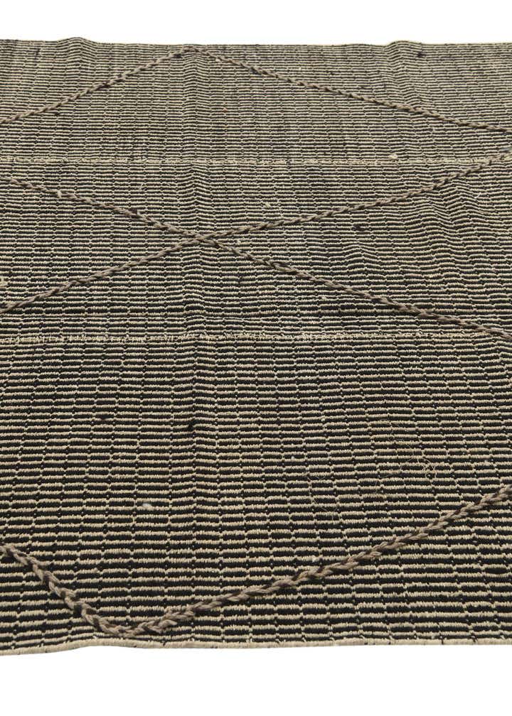 5' 10 x 9' 4 Hand Knotted Moroccan Wool Rug