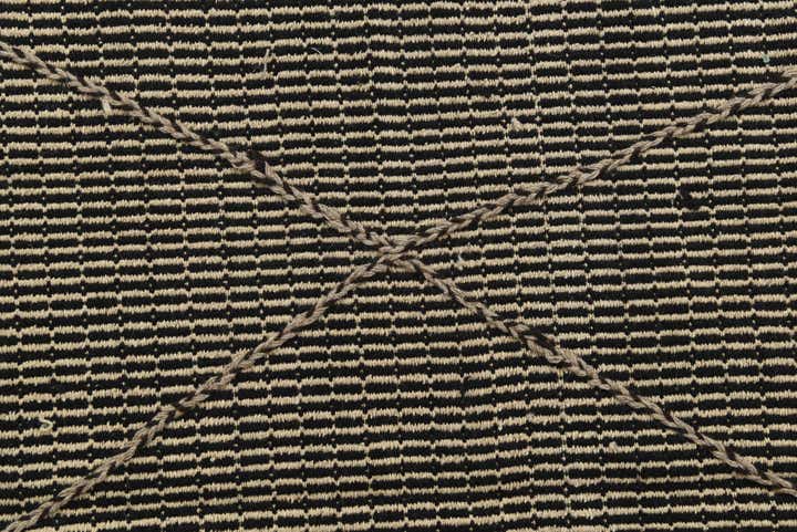 5' 10 x 9' 4 Hand Knotted Moroccan Wool Rug