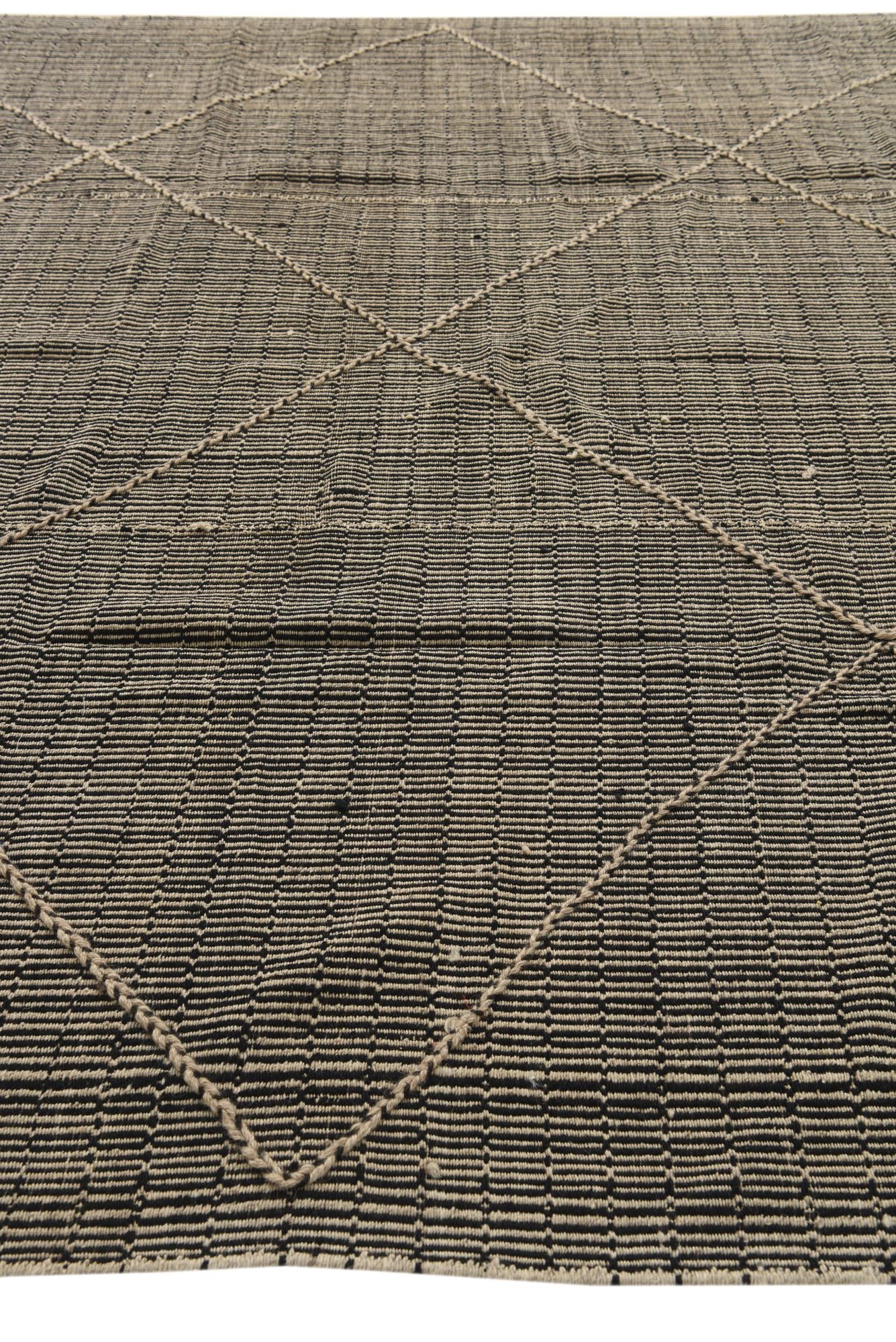 8' 7 x 12' 3 Hand Knotted Moroccan Wool Rug