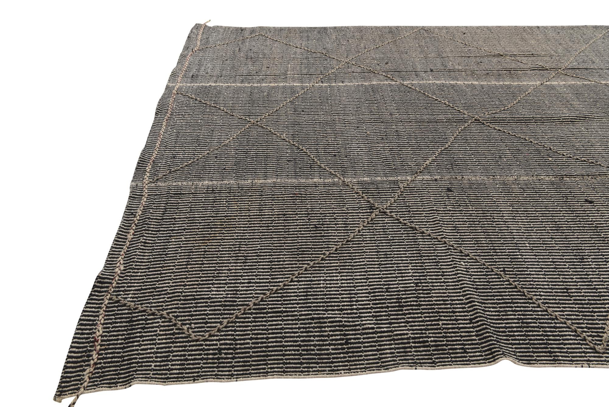 9' 5 x 14' 3 Hand Knotted Moroccan Wool Rug