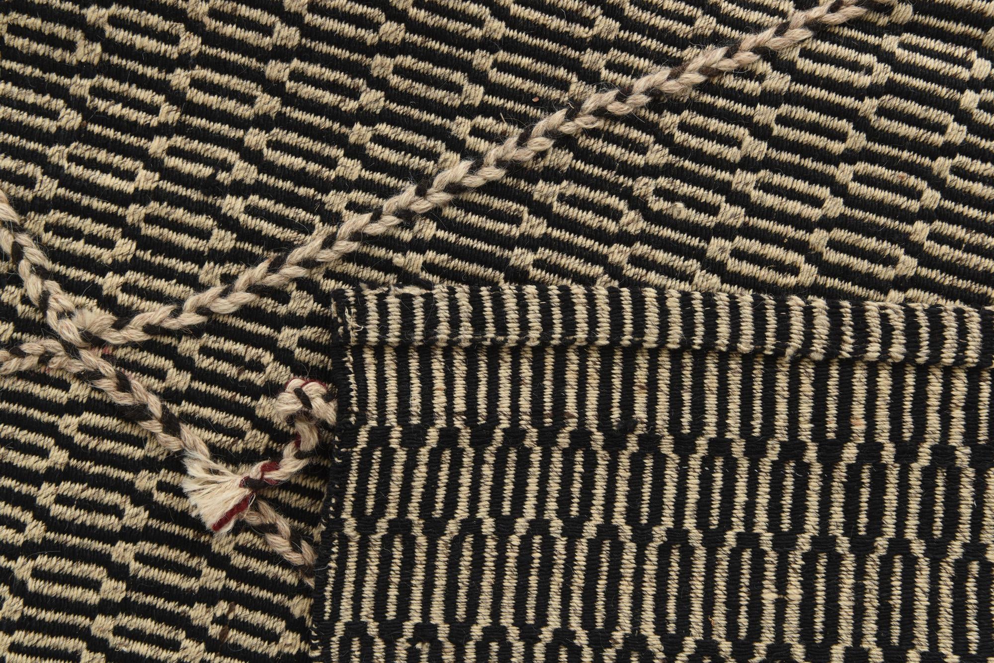 7' 9 x 9' 7 Hand Knotted Moroccan Wool Rug