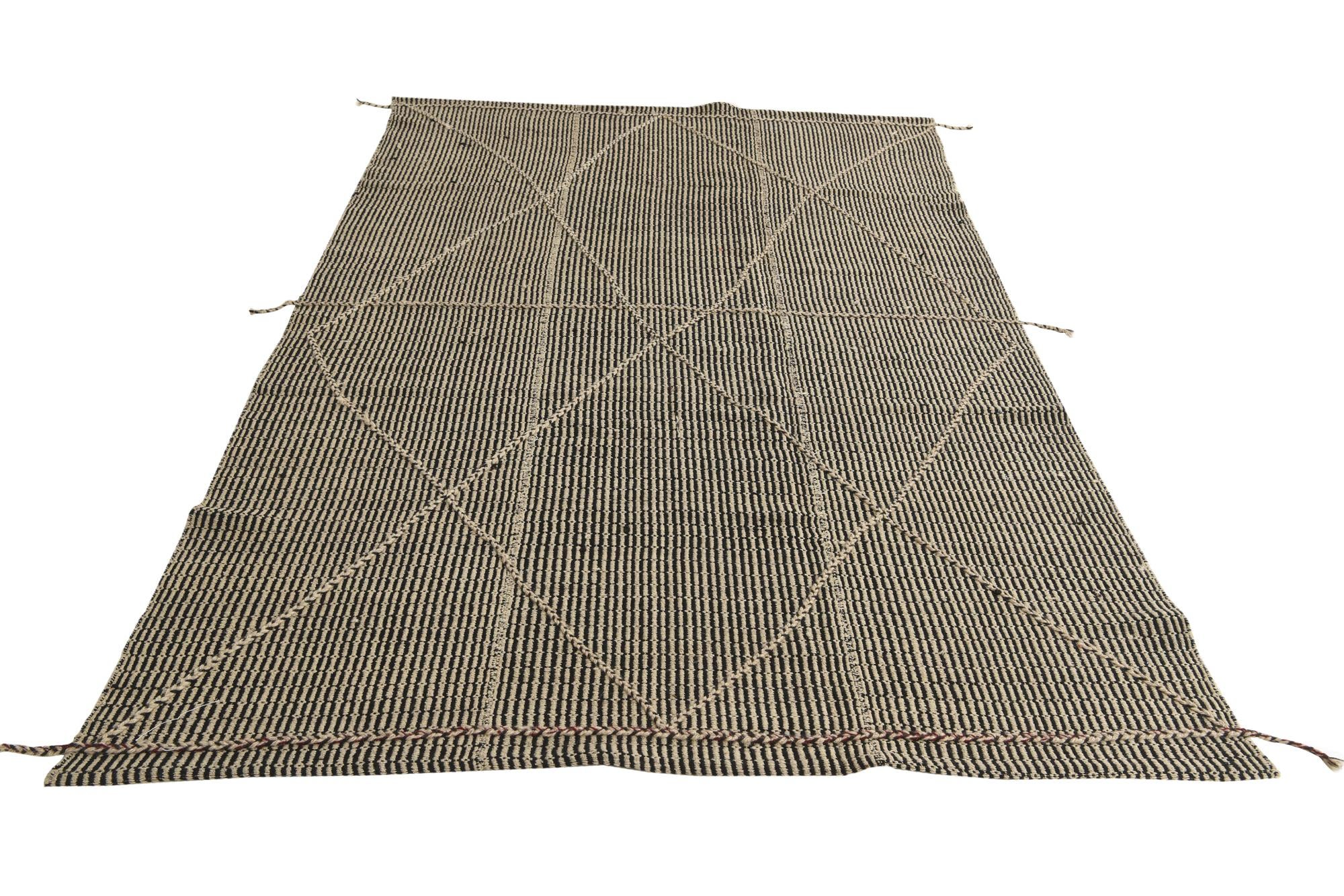 5' 9 x 9' Hand Knotted Moroccan Wool Rug