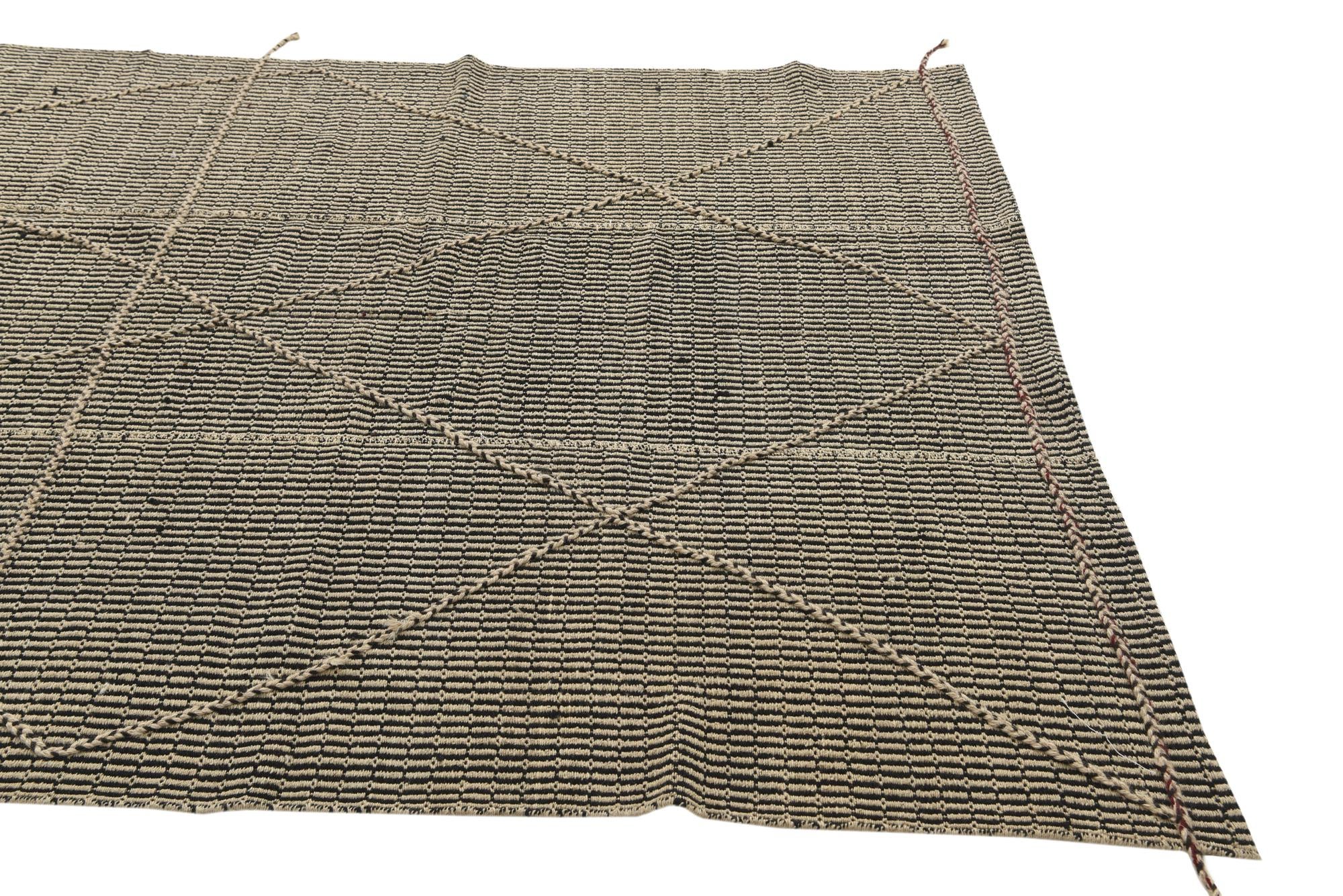 5' 9 x 9' Hand Knotted Moroccan Wool Rug
