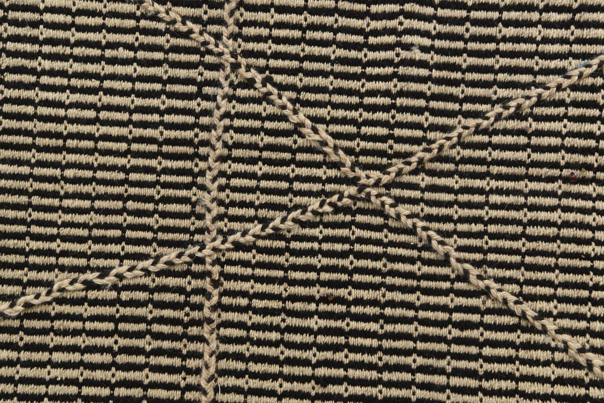 5' 9 x 9' Hand Knotted Moroccan Wool Rug